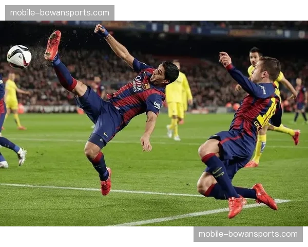 比利亚雷亚尔26%控球率陷被动 防守反击体系遭巴萨破解